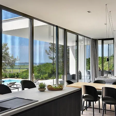 Kalipso Holiday home